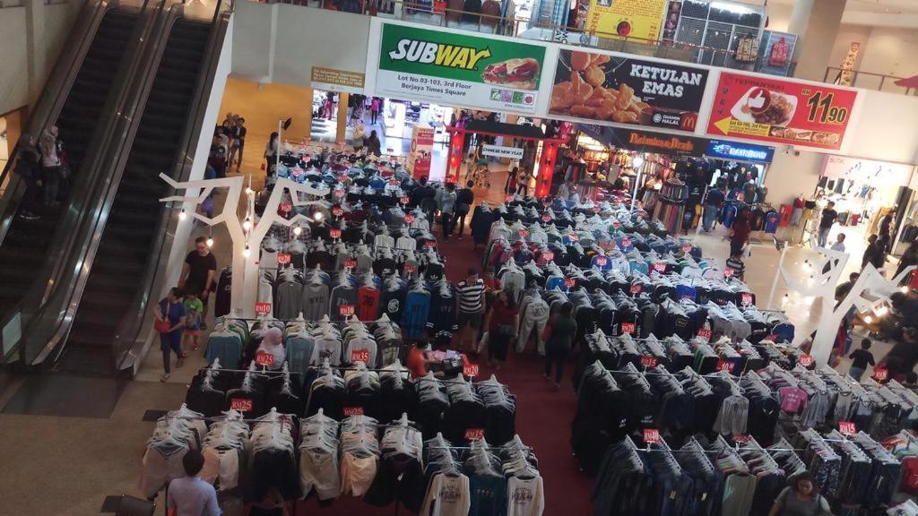 Al Sadirgroup At Time Sqaure Leilighet Kuala Lumpur Eksteriør bilde